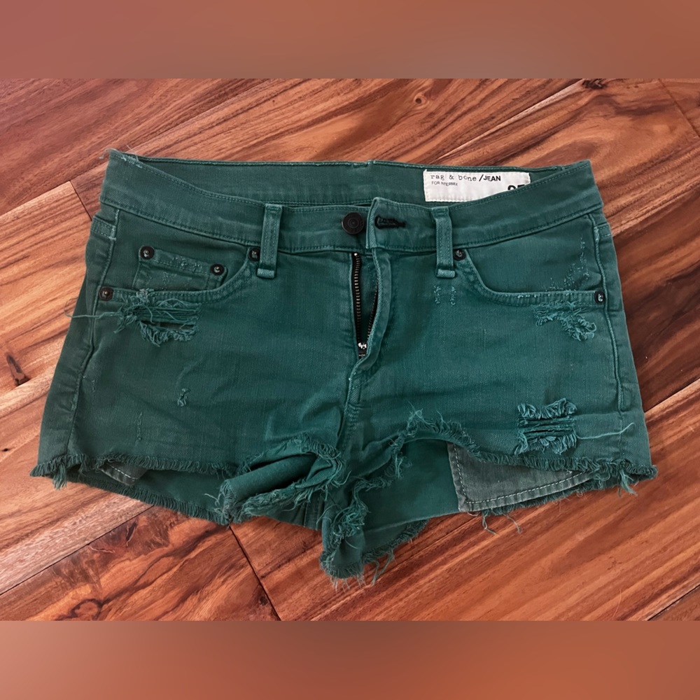 Rag and bone denim shorts size 25